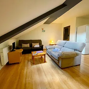 https://apartartamentos-pantebre-3000.andorra-la-vella-hotels.net